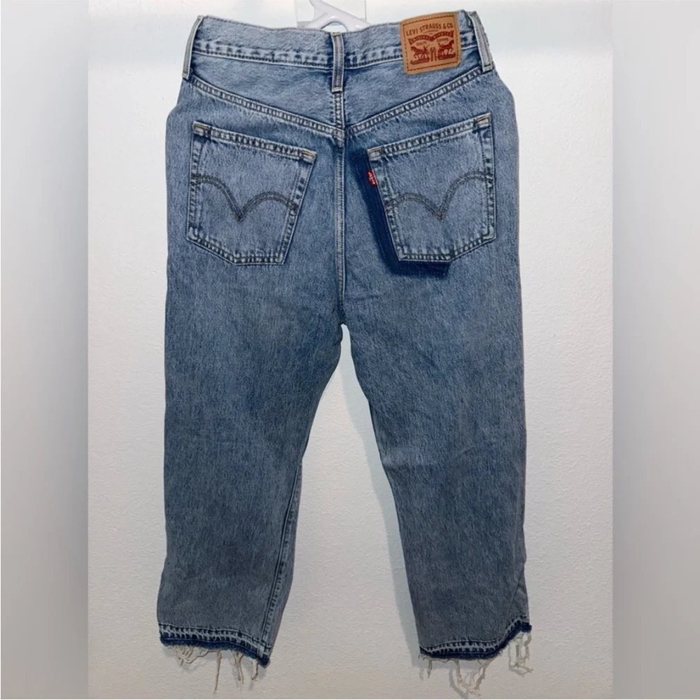 Levi's Ribcage Women's Light Blue Straight Leg Jeans